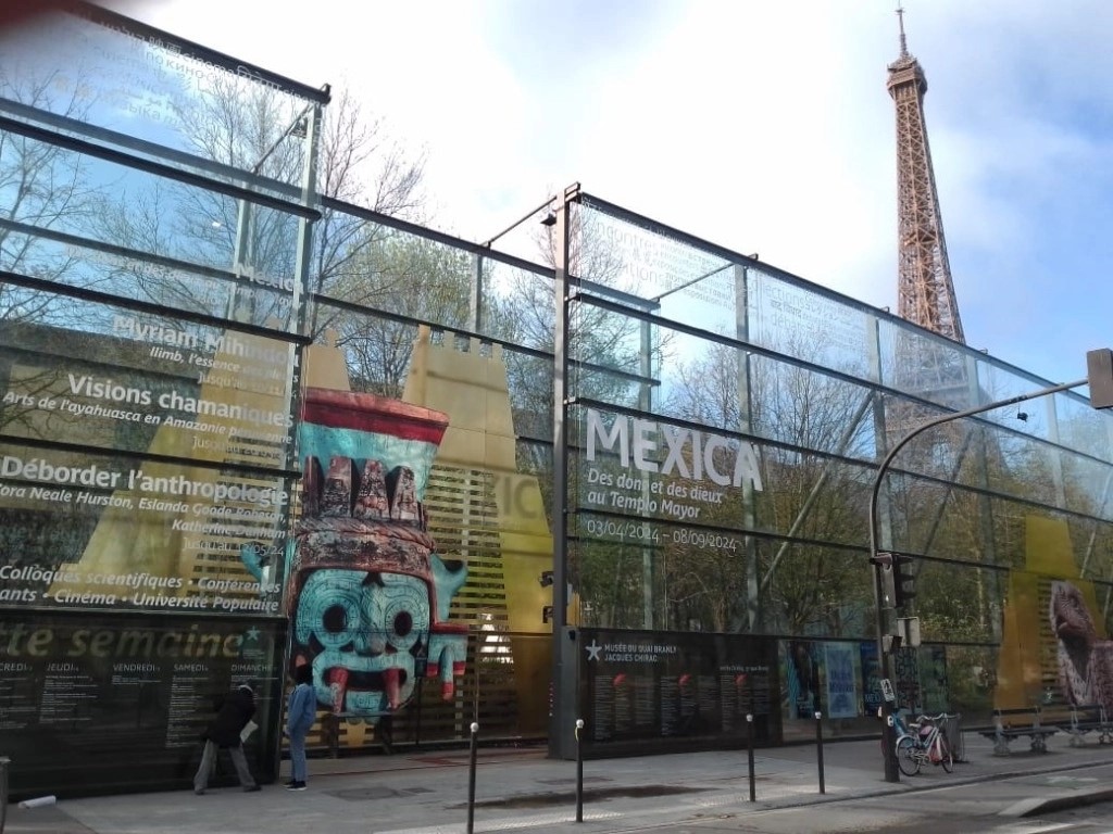 La exposición Mexica: Regalos para los dioses del Templo Mayor rompió récord de asistencia durante su estancia en el Museo del Quai Branly-Jacques Chirac, ubicado en París, Francia.