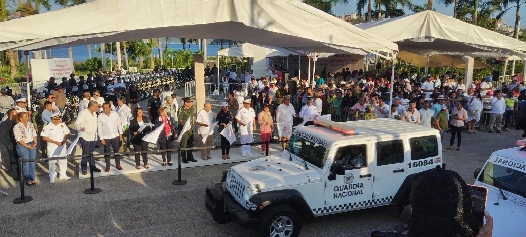 Ceremonia de inicio del operativo especial para la temporada vacacional en Guerrero. 