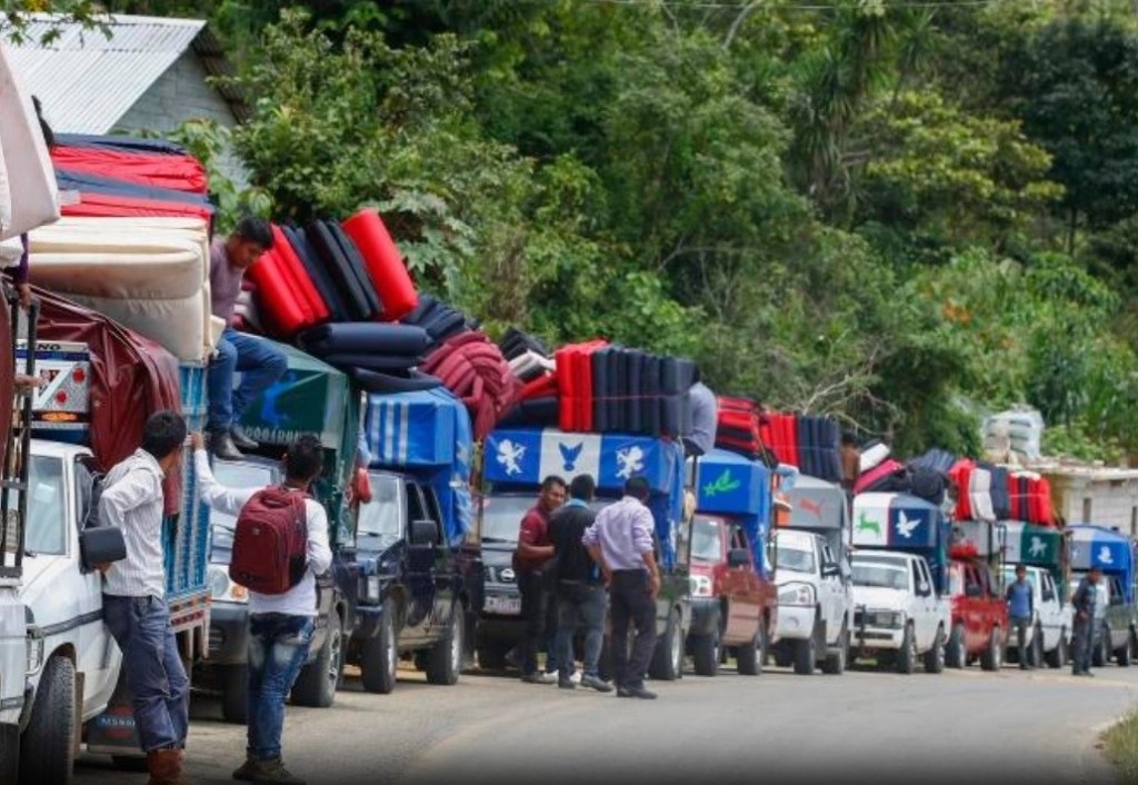 Recordaron que la semana pasada también salieron de La Esperanza 280 familias a causa de los ataques de Los Herrera. 