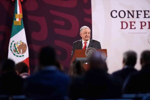 El presidente López Obrador, durante su conferencia matutina en Palacio Nacional, en la Ciudad de México, el 9 de agosto de 2024. 