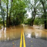 Inundación cerca de Peachtree Creek por el huracán 'Helene', el 27 de septiembre de 2024 en Atlanta. 