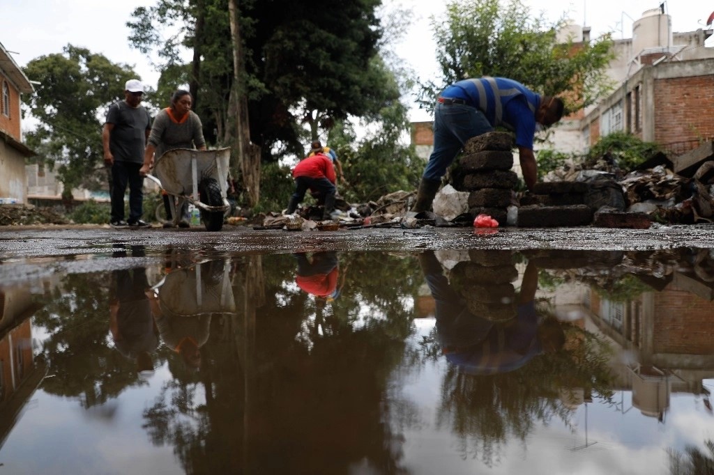 Afectaciones por inundación en calles del municipio de Chalco, Edomex. Foto Minerva Hernández