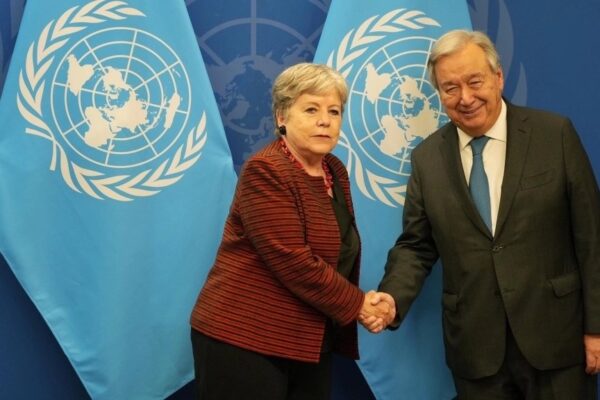 La titular de la SRE y el director general de la ONU, Antonio Guterres, en el contexto del 79 periodo de sesiones de la Asamblea General.