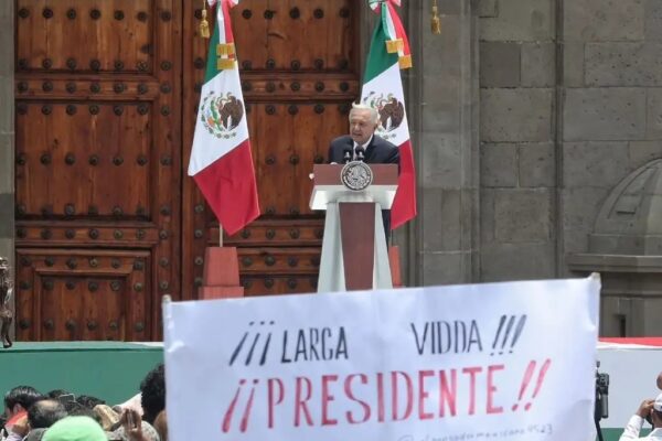 El presidente López Obrador durante su sexto informe de gobierno en el Zócalo capitalino, el 1 de septiembre de 2024. 