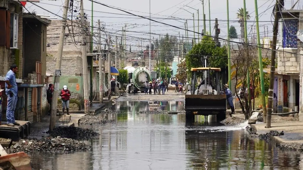 En al menos 20 calles descendió el nivel de inundaciones de aguas negras en Chalco, luego de 33 días. 