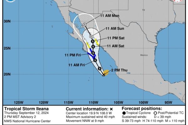 Tormenta tropical Ileana aumentó su velocidad y tocará tierra en el antes de las 17 horas de este viernes. 