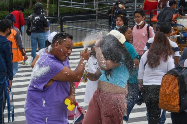 Elementos de Seguridad estarán atentos a que no se comercialice este producto en las calles del municipio de lo contrario habrá una sanciones.