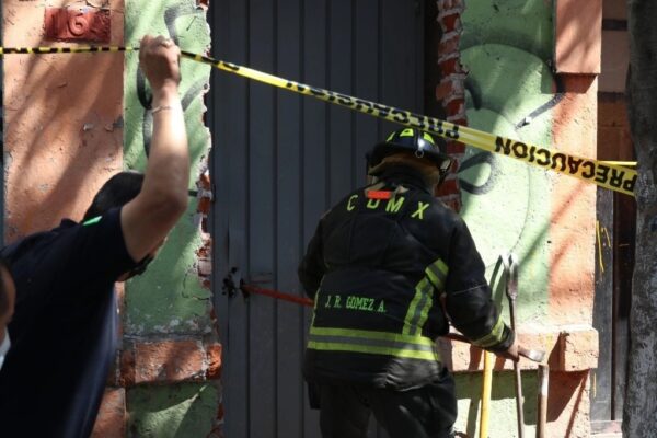 Aseguramiento de un inmueble donde se localizó una toma clandestina. 