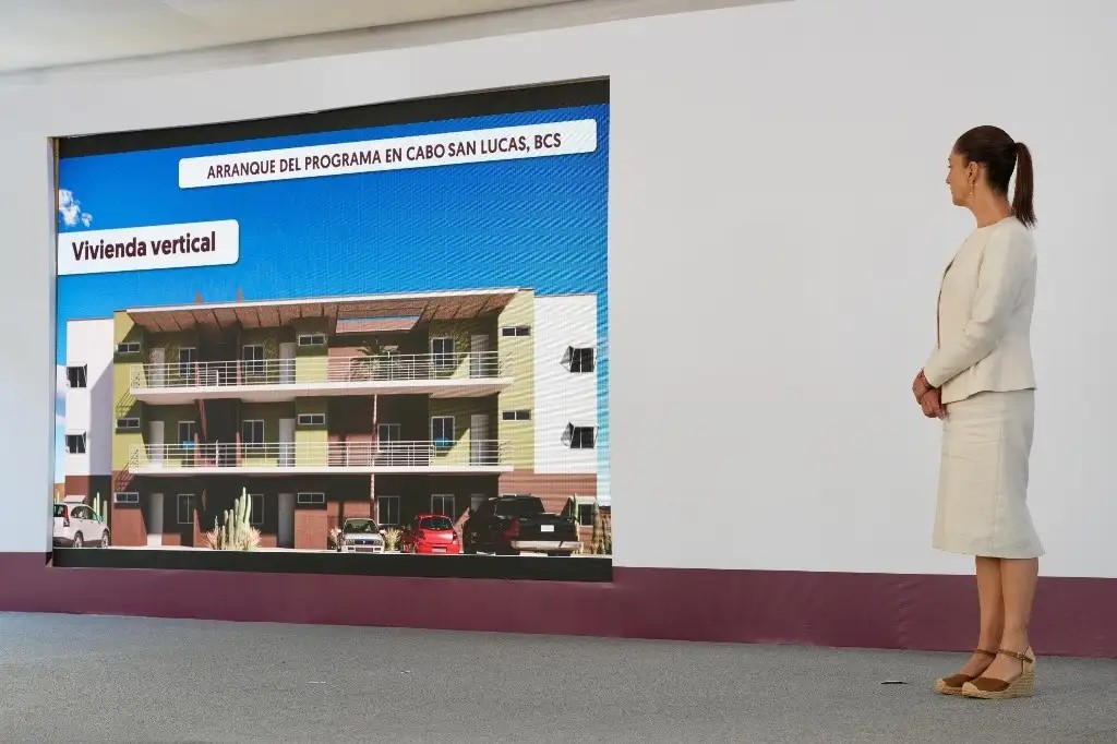 La presidenta Claudia Sheinbaum durante la presentación del Programa de Vivienda para el Bienestar en su conferencia desde Los Cabos, el 25 de octubre de 2024. 