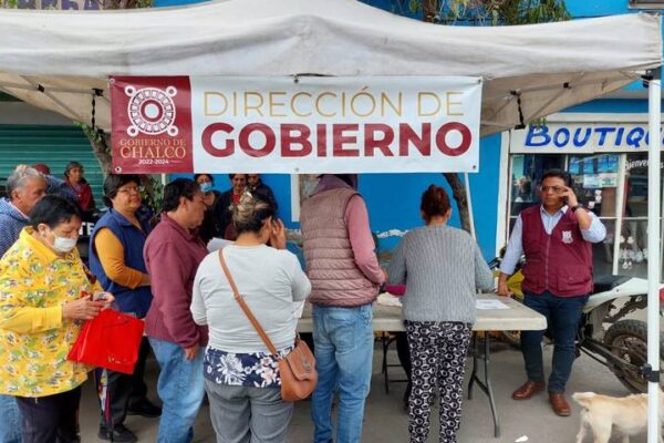 Aseguran desconocer la fecha de entrega de los enseres domésticos por parte del gobierno estatal y municipal.