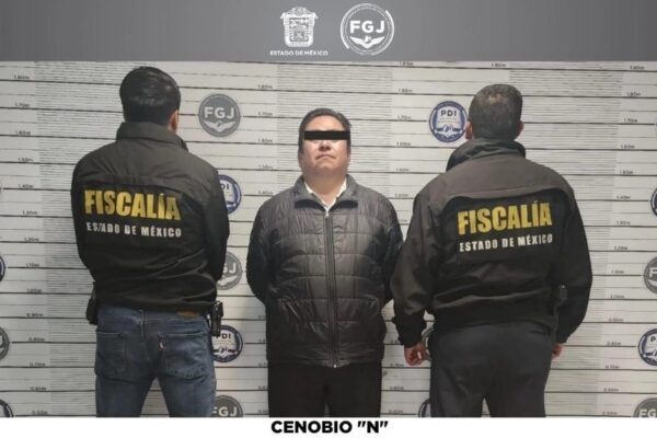 Cenobio Fuentes fue imputado por presuntamente impedir el paso a policías a la Normal de Tenería donde fue asesinado un alumno. 