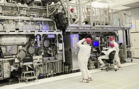 Los ingenieros de TSMC, el mayor fabricante de circuitos integrados del planeta, trabajan desde hace tiempo en su próxima fotolitografía de 2 nm.