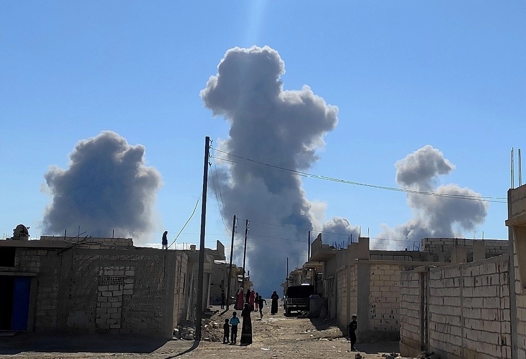 Ataque con misiles por parte de Israel en la ciudad de Palmira, en el centro de Siria, el 20 de noviembre de 2024. 