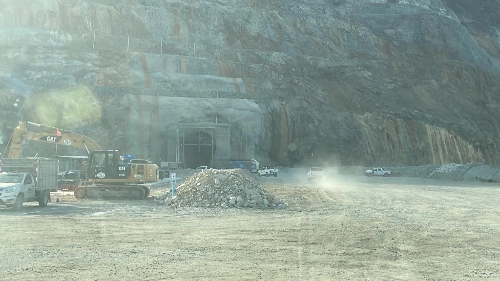 Exterior de la mina de oro y plata Media Luna, ubicada en el municipio de Cocula, Guerrero, y que es explotada por la empresa canadiense Torex Gold.