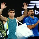 El tenista serbio, 10 veces campeón en Melbourne, superó todas las adversidades, incluida una molestia en la ingle, para superar 4-6, 6-4, 6-3 y 6-4 al español; clasificó a semifinales donde se medirá al alemán Alexander Zverev.