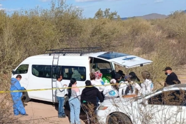 Madres Buscadoras del colectivo por La Paz Sonora, localizó un cementerio clandestino con al menos 25 fosas en Hermosillo.