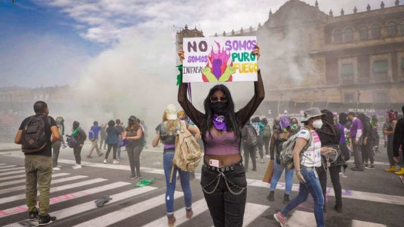 Las mujeres se reunieron masivamente en la plancha del Zócalo capitalino para exigir sus derechos.