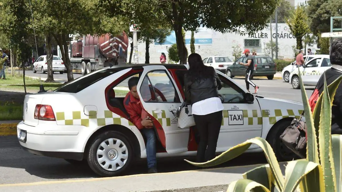 La Fiscalía de justicia del Edomex alerta sobre amenazas hacia trabajadores de transporte público en municipios como Almoloya, Zinacantepec y Toluca.