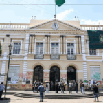 El 14 de mayo Carlos Barrera dejará la titularidad de Rectoría; la fecha límite para nombrar rectora es el 31 de este mes