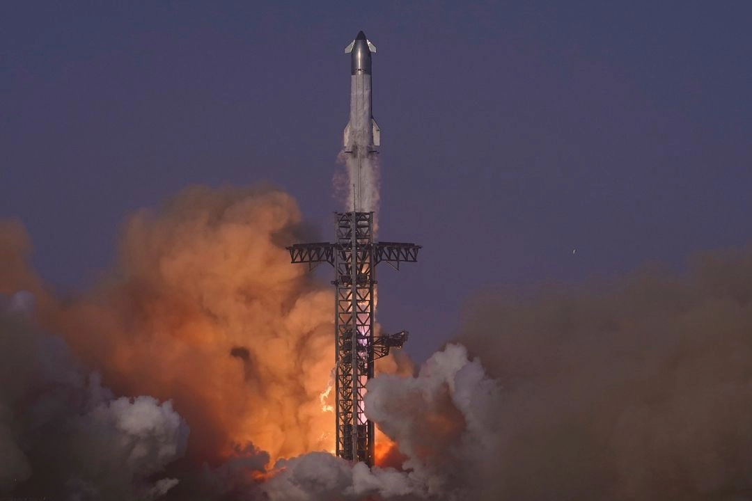 El cohete de 123 metrosdespegó en su novena demostración desde Starbase, el sitio de lanzamiento de SpaceX en el extremo sur de Texas.