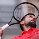 Novak Djokovic y Alexander Zverev será el último partido en turno de Roland Garros y el que cerrará los cuartos de final en los dos cuadros individuales del Grand Slam parisino. Imagen del 2 de junio de 2025.
