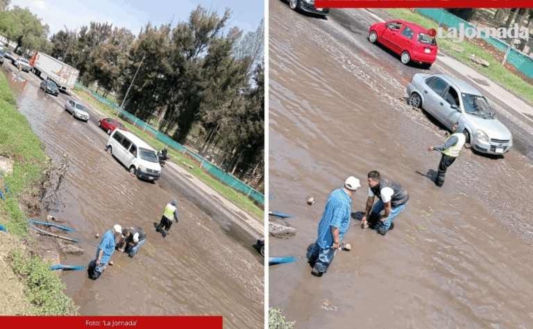 Operadores de la ruta 69, desalojan las aguas pluviales acumuladas sobre la vía rápida Periférico Oriente, justo en la zona limítrofe entre la CDMX y el Edomex.