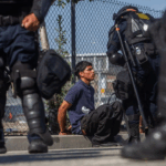 La respuesta feroz -pero generalmente pacífica- en Los Ángeles contra las redadas ordenadas por Trump fue utilizada por el mandatario para justificar una militarización de los operativos antimigrantes.