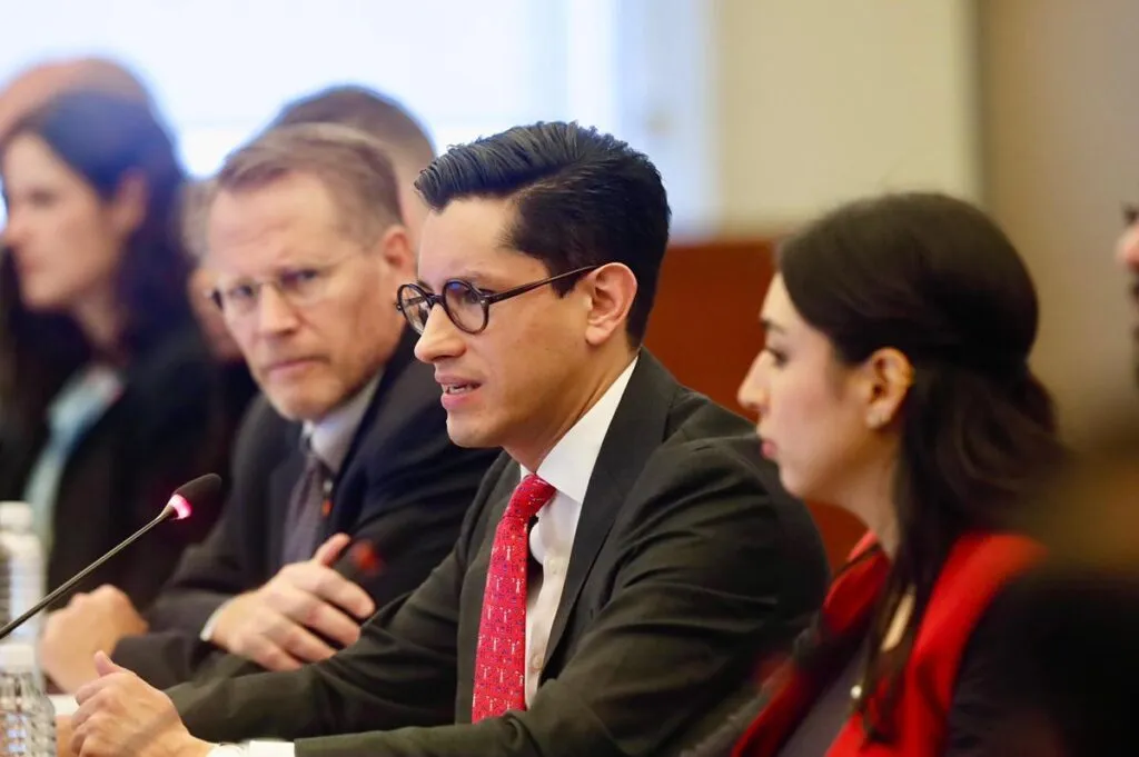 Se llevó a cabo la reunión plenaria del Grupo Binacional México-EU sobre Puentes y Cruces Internacionales. En este foro, establecido desde 1983 para el análisis y seguimiento de proyectos estratégicos en la región fronteriza, participaron representantes de ambos gobiernos.
