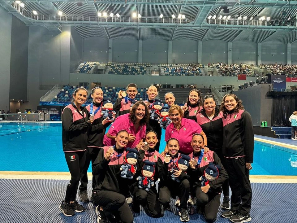 La Superfinal de la Copa del Mundo fue la última competencia internacional antes del Mundial, que se celebrará del 11 de julio al 3 de agosto. En la imagen, la selección mexicana de natación artística.