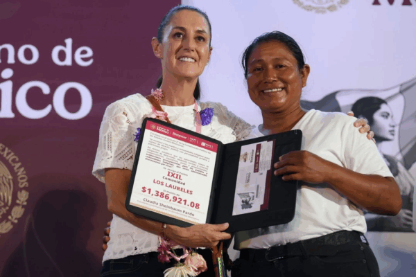 Desde la comunidad K´iche´ de Santo Domingo Kesté, resaltó que la entrega de estos apoyos es producto de la cuarta transformación, que cambió la orientación del gobierno.