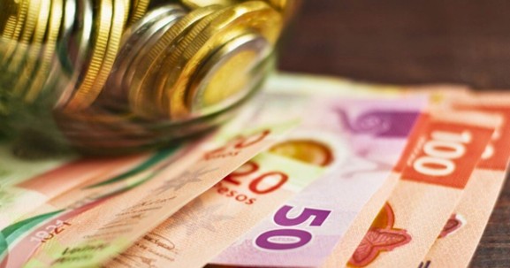 En el primer cuatrimestre del año, los ingresos tributarios se ubicaron en más de 2 billones 20 mil millones de pesos, un aumento de 10.1 por ciento real respecto a igual periodo del año pasado, informó la Secretaría de Hacienda, dependencia que resaltó mantener un manejo responsable del gasto y un nivel sostenible de la deuda.