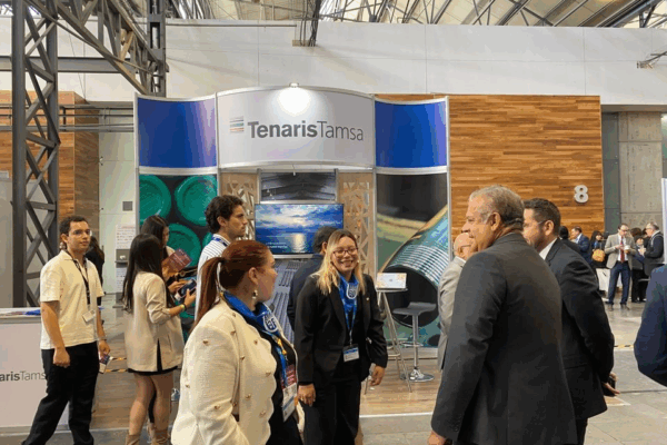Asegura Tamsa que colaborará con el USTR “TAMSA niega las objeciones que subyacen a esta solicitud. TAMSA mantuvo y mantiene óptimas relaciones con sus trabajadores, independientemente de si son parte o no de un contrato colectivo de trabajo. Es política de TAMSA tratar a todos sus trabajadores con respeto y equidad”.
