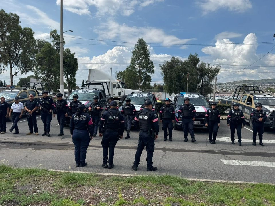 También fueron inspeccionados los establecimientos Los Pepes, en Ciudad Azteca Segunda Sección; La Hacienda 'Drinks', en Héroes de la Independencia, y Mini Súper Sinaloa, en Sauces Coalición, los cuales fueron notificados para acudir a garantía de audiencia.
