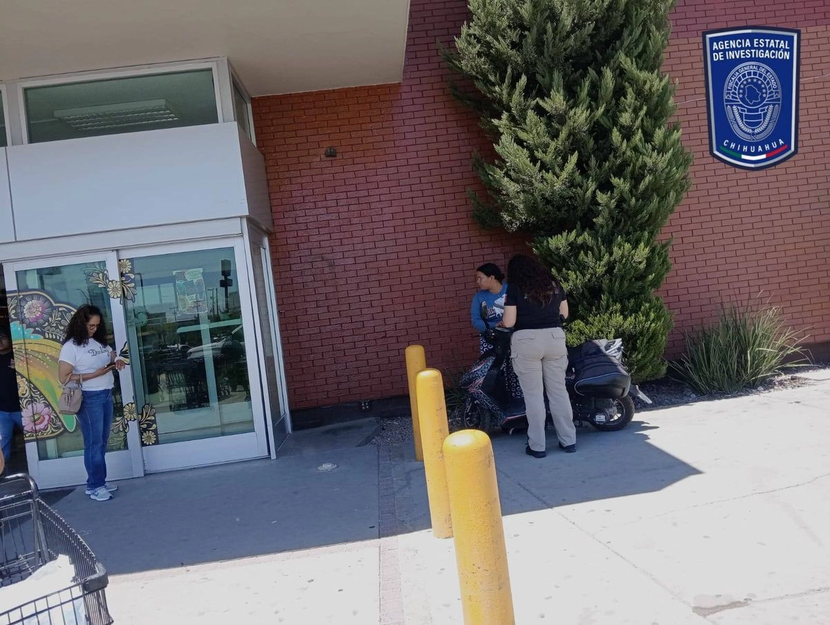 Se efectuó el rescate de dos niños migrantes, cuando pedían limosna al exterior de locales de una plaza comercial.