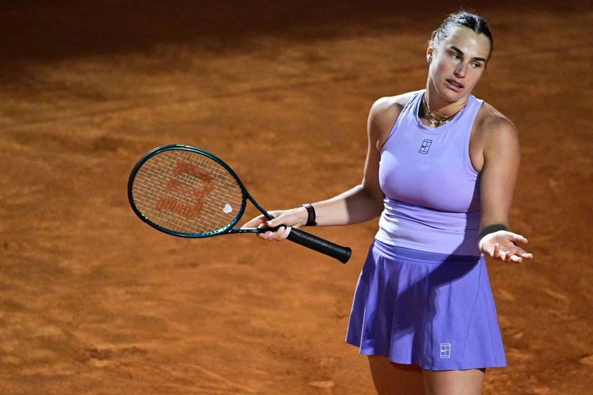 La bielorrusa Aryna Sabalenka, número uno mundial, quedó eliminada este viernes en los cuartos de final del torneo de Cincinnati a manos de la kazaja Elena Rybakina. La imagen, de archivo.