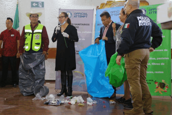 El Ayuntamiento de Ecatepec convocó a la población a participar el próximo 7 de septiembre a intentar un nuevo récord Guinness del mayor número de personas recolectando basura.