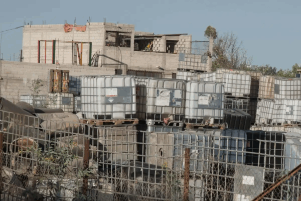 La Semar encabezó operativos realizados con otras instituciones del Gabinete de Seguridad contra participantes en el contrabando de combustible (huachicol fiscal), relacionados con el aseguramiento de diez millones de litros de combustible en Tamaulipas, en marzo pasado.