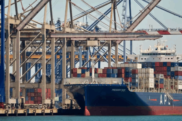 Desde que volvió a la presidencia en enero, Trump lidera una ofensiva arancelaria dirigida principalmente a reducir el déficit comercial de Estados Unidos.