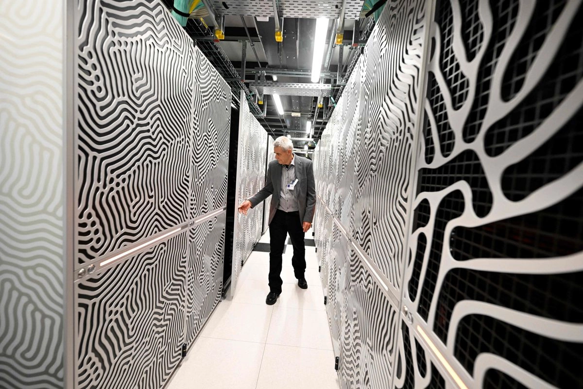 Europa en Alemania el superordenador más rápido del continente, Jupiter, con el que espera superar su retraso en el campo de la inteligencia artificial (IA) y reforzar sus capacidades de previsión climática.