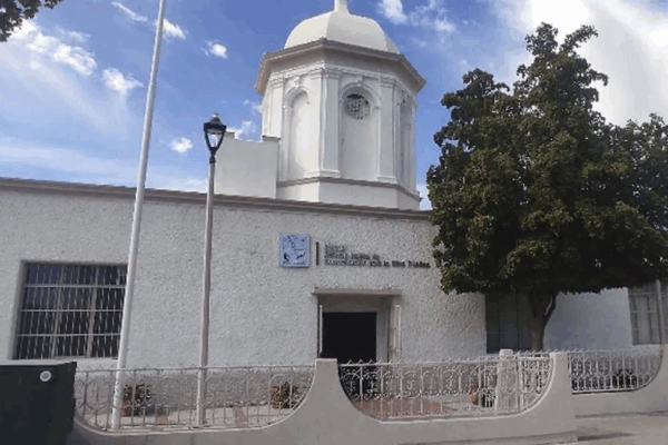 La fiscalía de Sonora aseguró que mantiene en curso la búsqueda del ex funcionario señalado como el principal responsable del desvío millonario y aseguró que continuará informando conforme avancen las investigaciones.