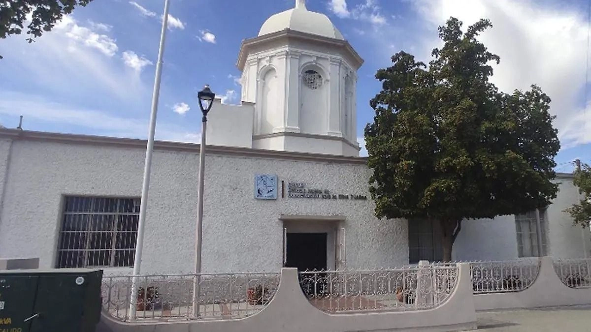 La fiscalía de Sonora aseguró que mantiene en curso la búsqueda del ex funcionario señalado como el principal responsable del desvío millonario y aseguró que continuará informando conforme avancen las investigaciones.