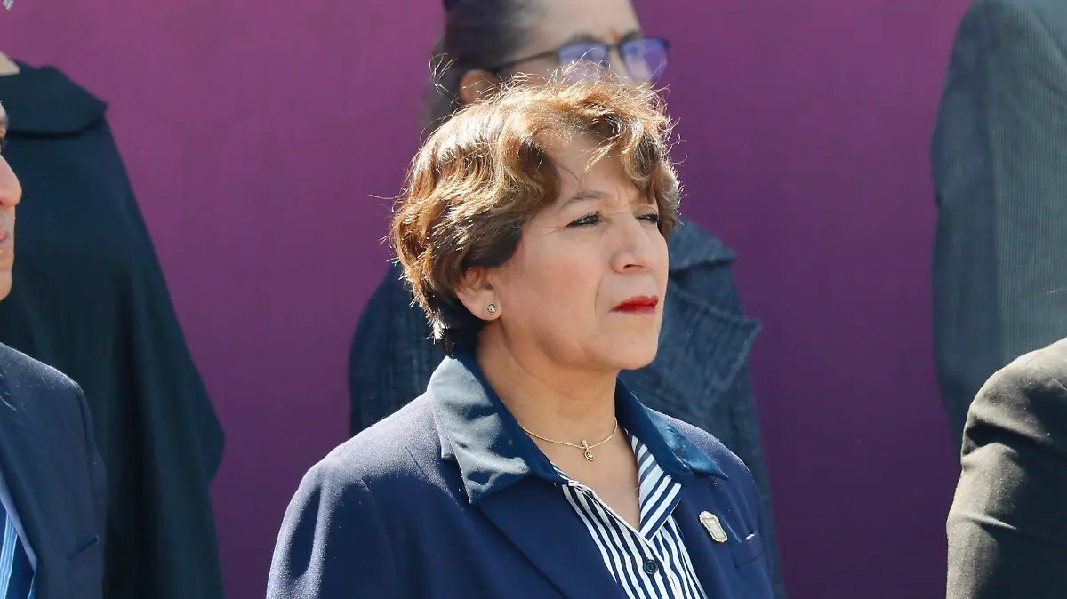 De cara a la entrega de su segundo informe de gobierno, la gobernadora del Estado de México admitió que persisten retos en materia de seguridad, atención médica y combate a la tala ilegal.