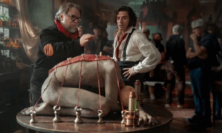 Cuando Tamara Deverell, la diseñadora de producción, cruzó por primera vez el casi terminado set del laboratorio de Victor Frankenstein, no pudo evitarlo.