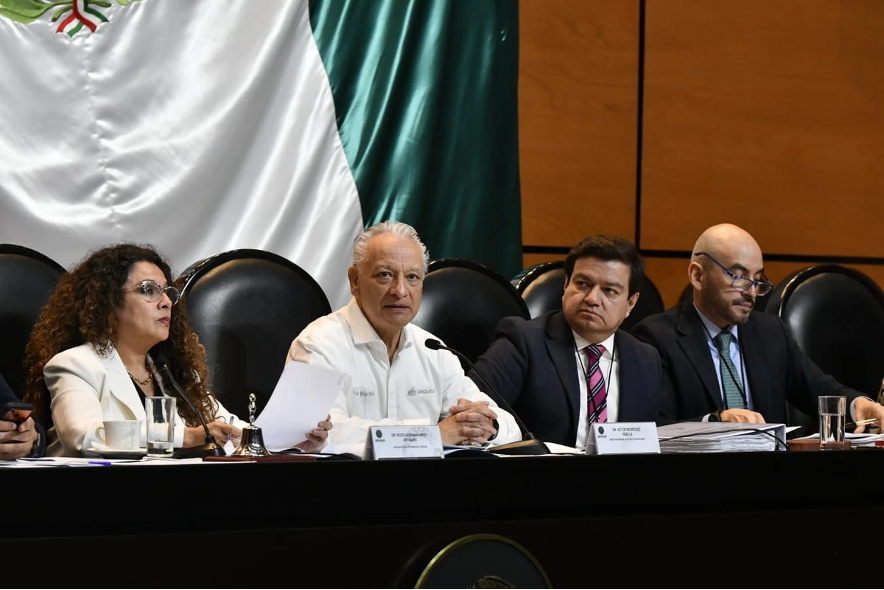 Al comparecer en la Cámara de Diputados por la glosa del primer Informe de gobierno de la presidenta Claudia Sheinbaum, Víctor Rodríguez señaló que Pemex ya no es una petrolera, sino que está en camino para ser una empresa de energía.
