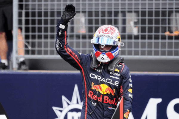 Max Verstappen retuvo el primer lugar de la carrera esprint del GP de Estados Unidos en el Circuito de las Américas, en Austin, Texas, el 18 de octubre de 2025.