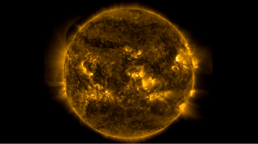 La actividad solar está aumentando mucho más allá de las predicciones científicas, advirtió la NASA, lo que resulta en más tormentas solares, erupciones solares y fenómenos meteorológicos espaciales.