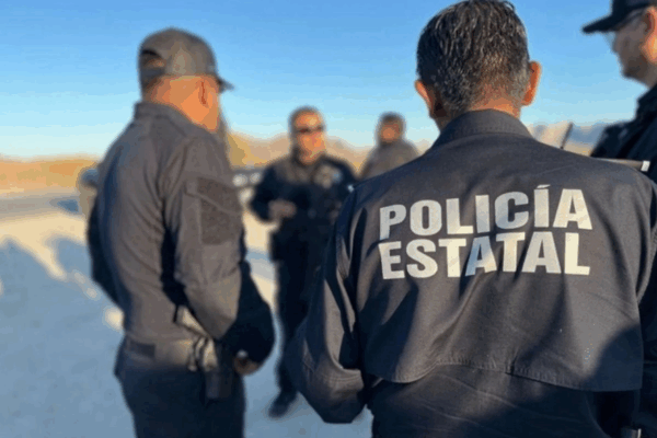 Policías estatales en Mexicali.