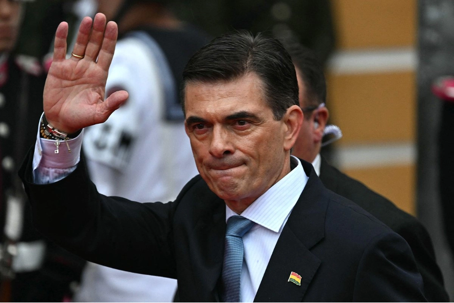 Rodrigo Paz Pereira jurametó como nuevo presidente de Bolivia, el 8 de noviembre de 2025.