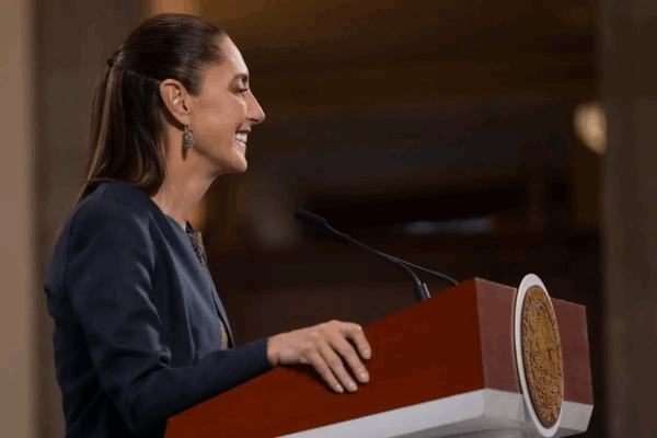 La presidenta Claudia Sheinbaum durante su conferencia en Palacio Nacional, el 6 de noviembre de 2025.