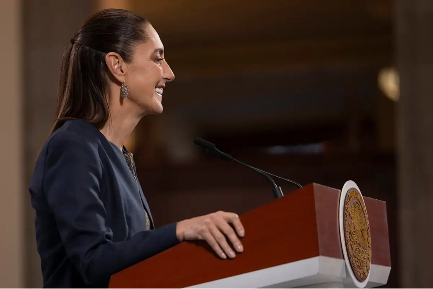 La presidenta Claudia Sheinbaum durante su conferencia en Palacio Nacional, el 6 de noviembre de 2025.